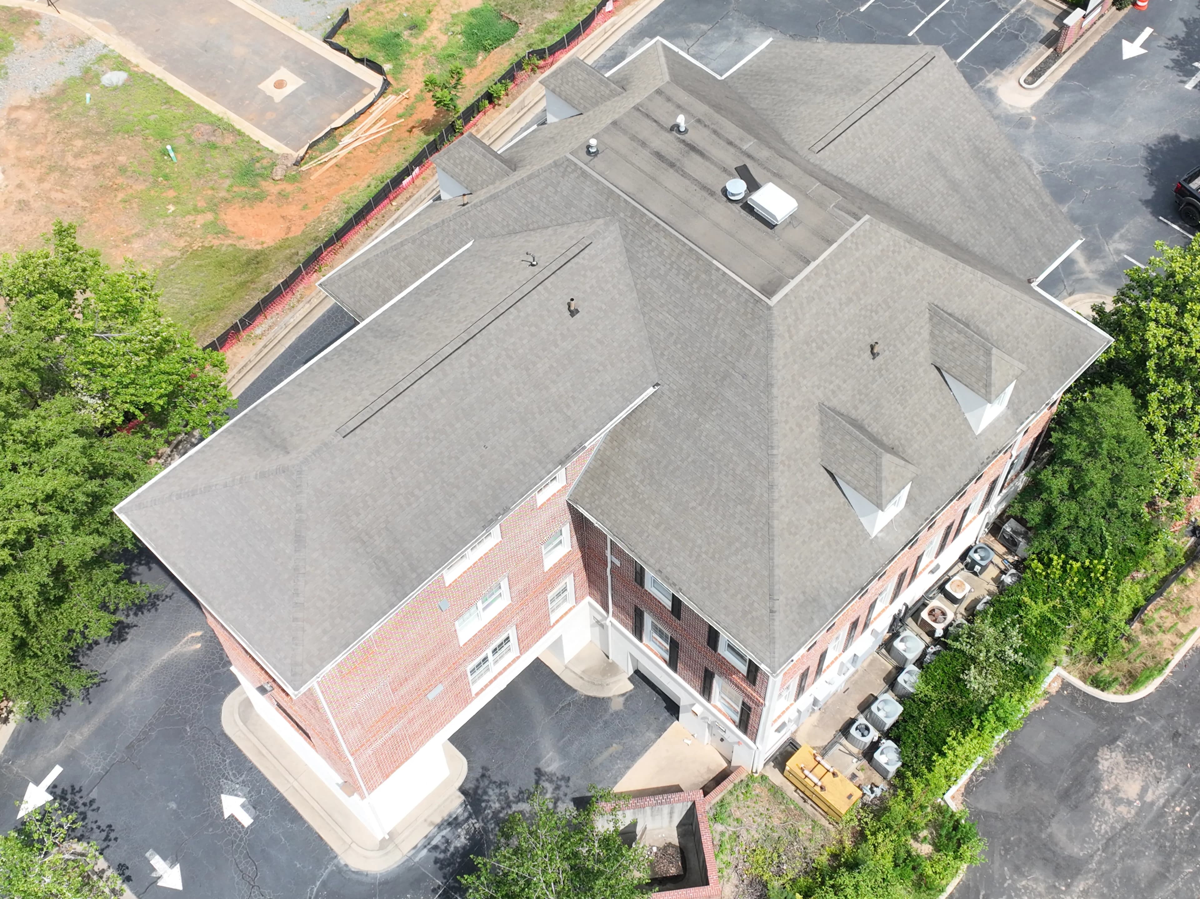 Project New Commercial Roof Installation Underway in Alpharetta image
