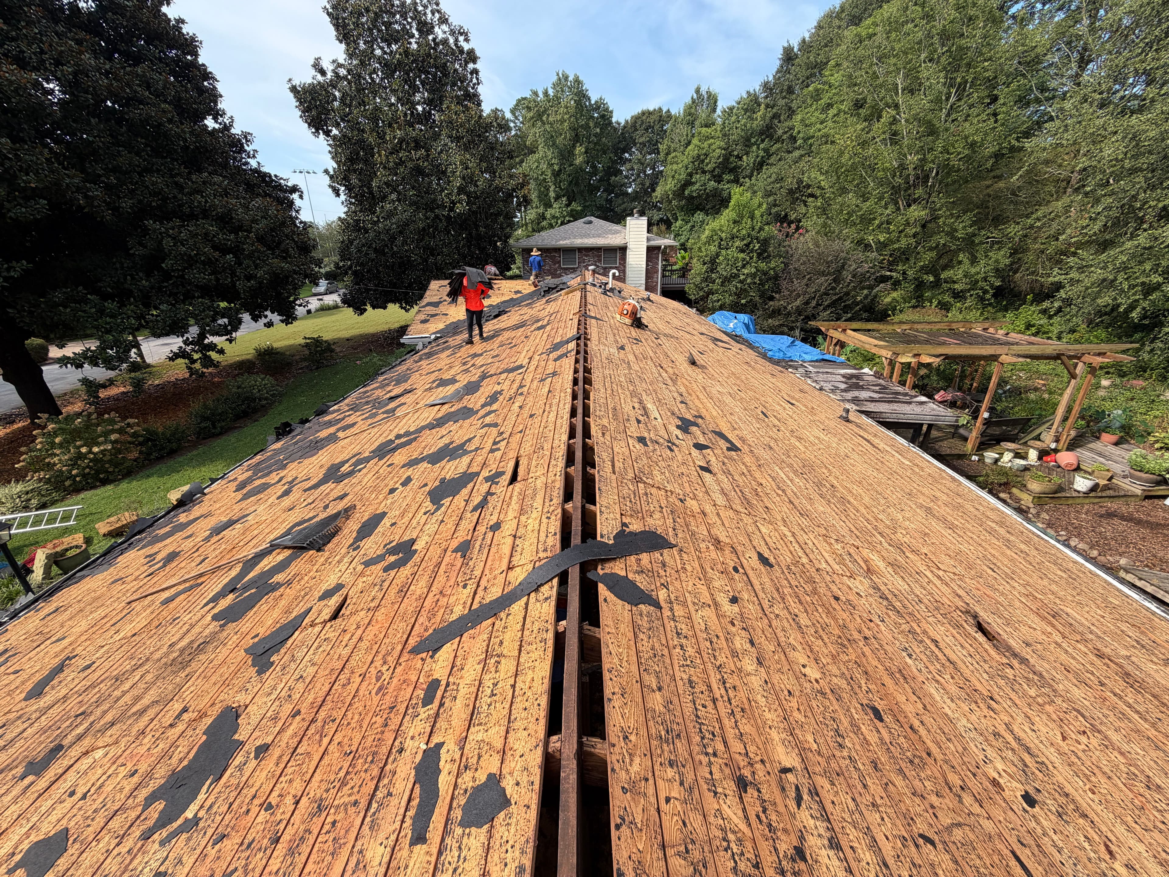 Project Roof Replacement Underway in Avondale Estates image