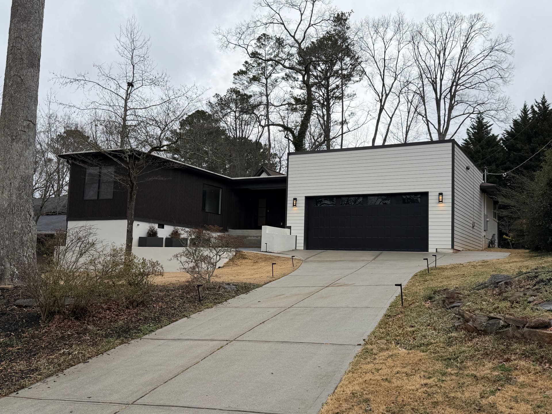 Stylish Flat Roof Installation in Atlanta image