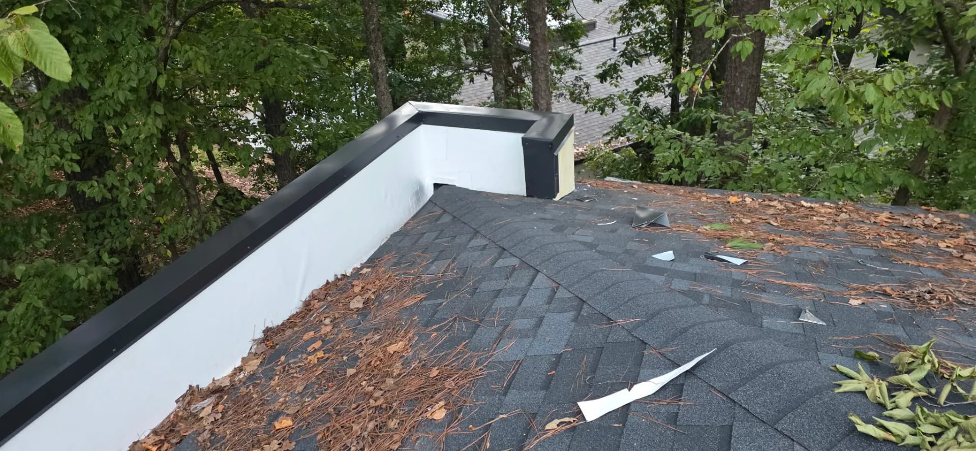 Custom Metal Coping Installation on a Sandy Springs Roofline image
