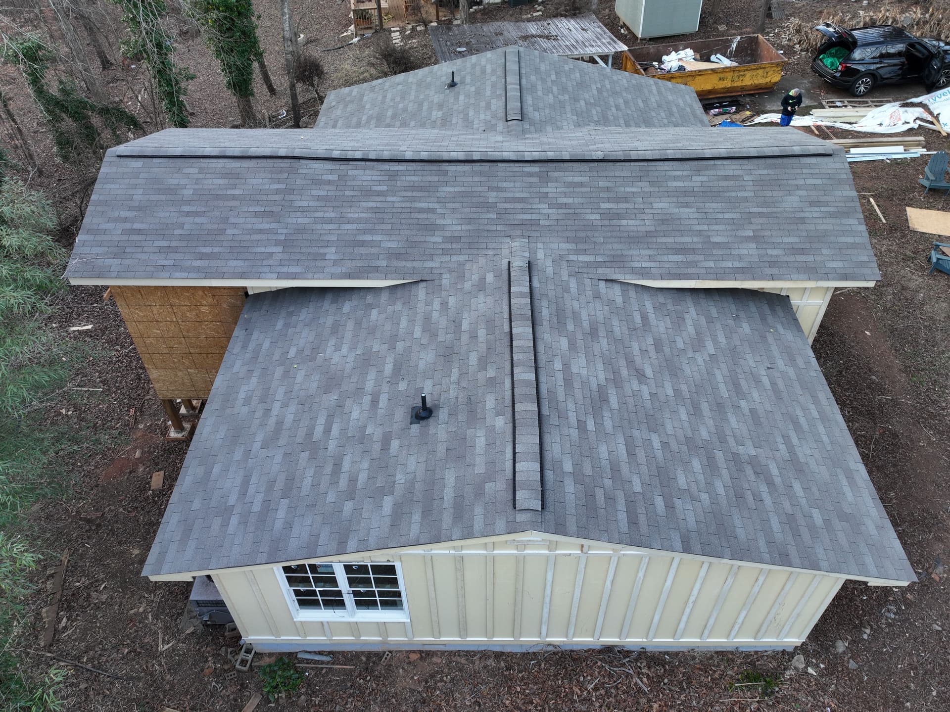 Gallery photos for Gainesville GA Cross-shaped Roof Completed with Precision: Image #1