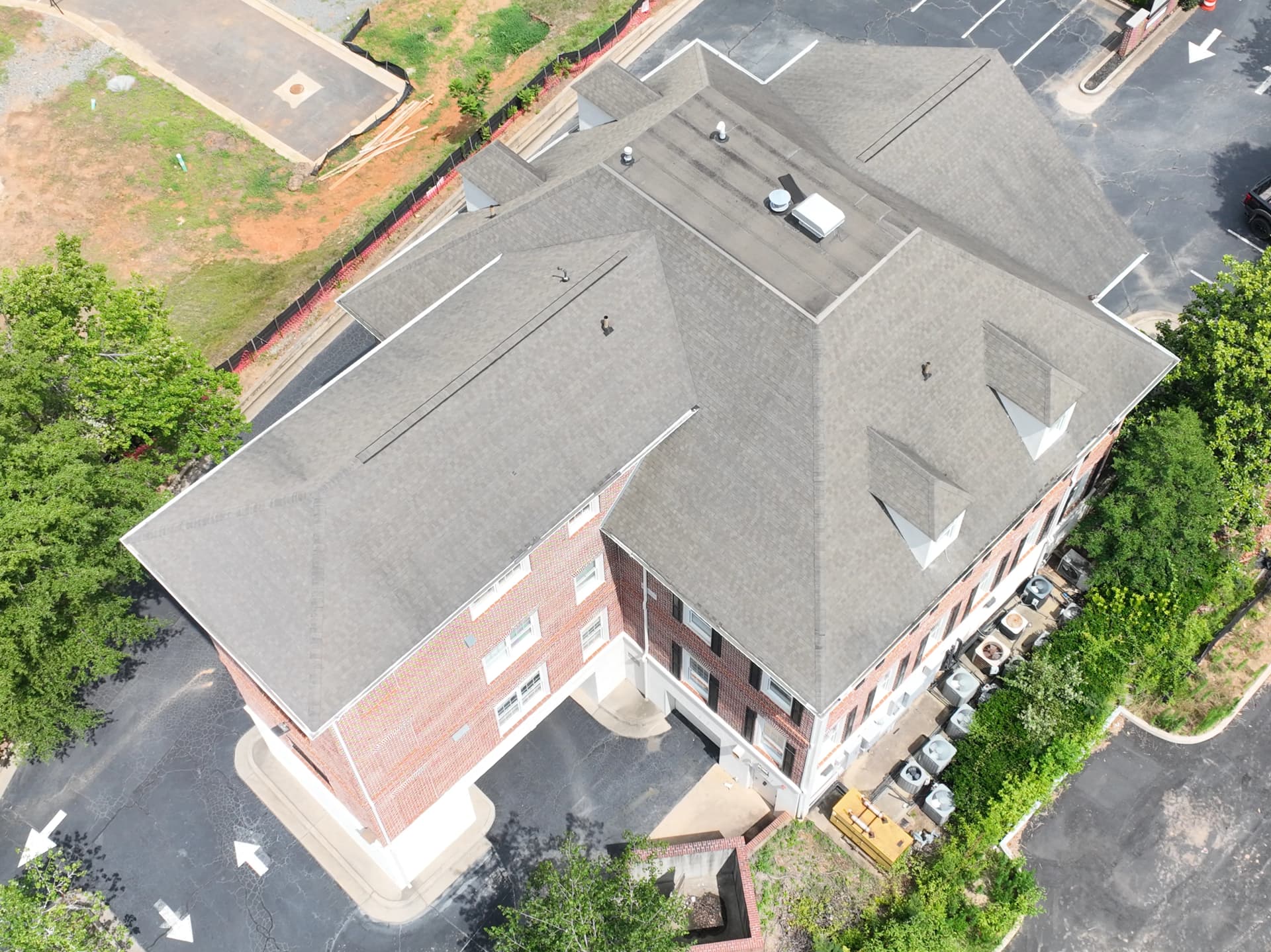 New Commercial Roof Installation Underway in Alpharetta image