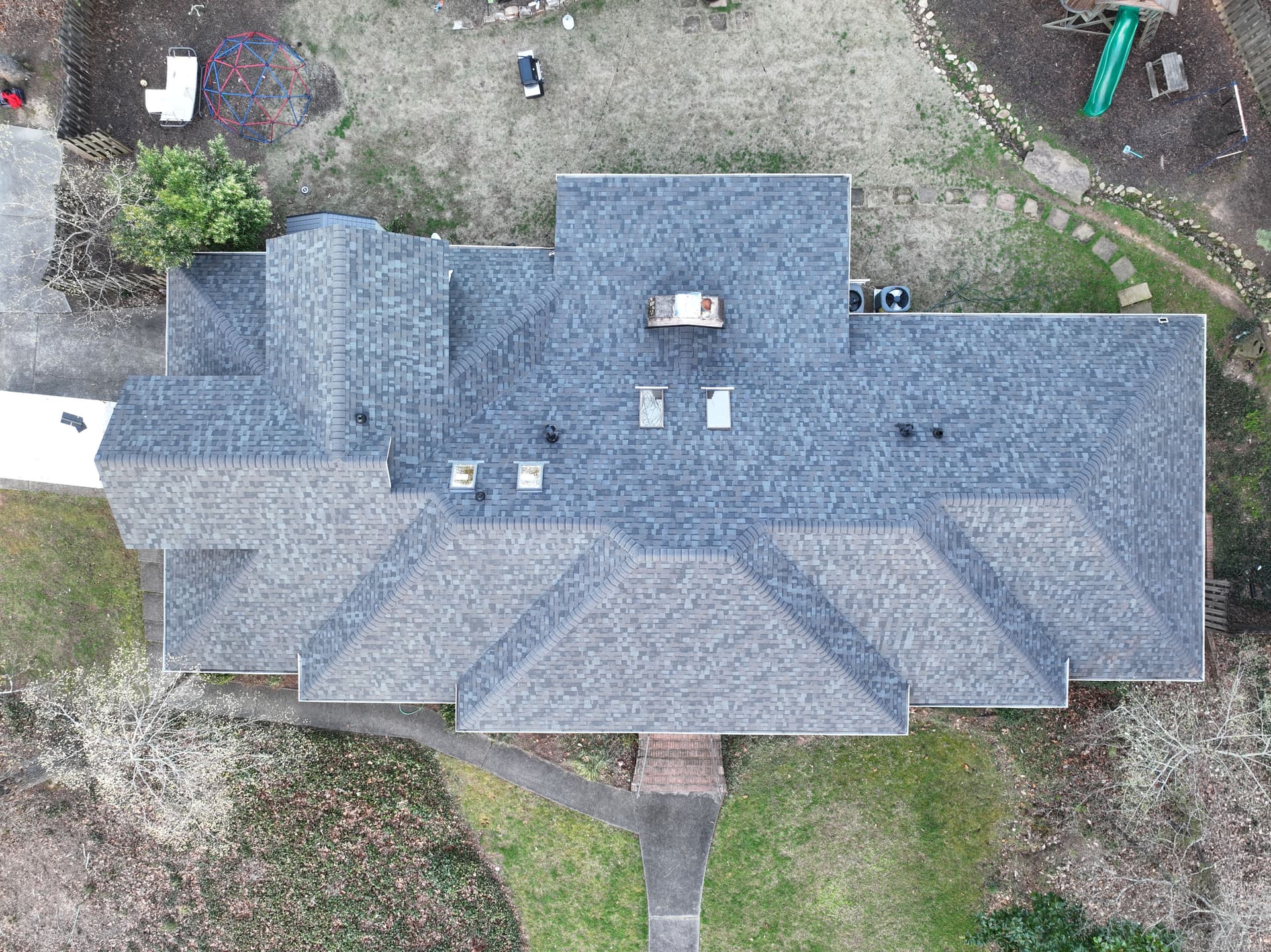 Williamstown Gray Shingle Roof Installation image