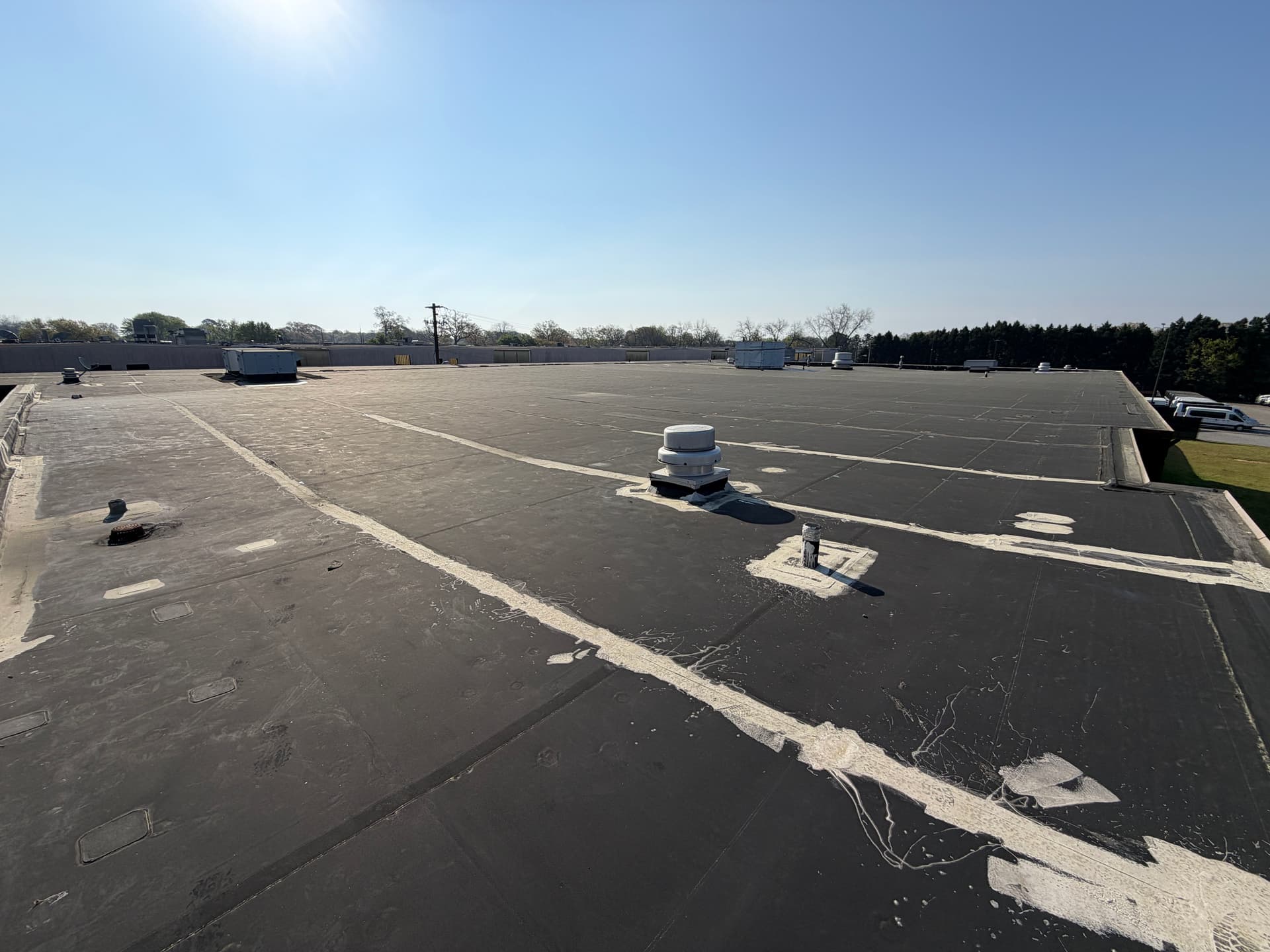 Commercial Flat Roof Replacement Kicking Off in Atlanta image